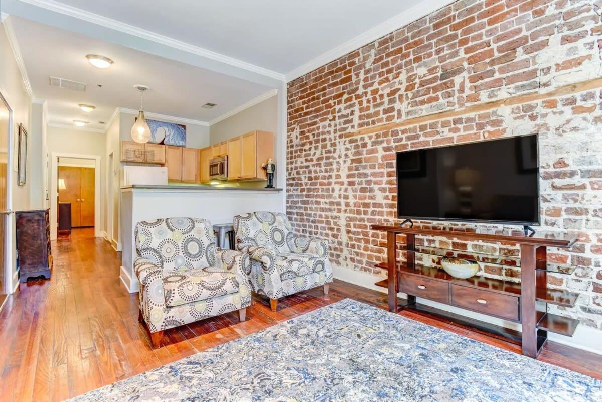 E Bay St Loft By City Market And River Street Savannah Exterior foto